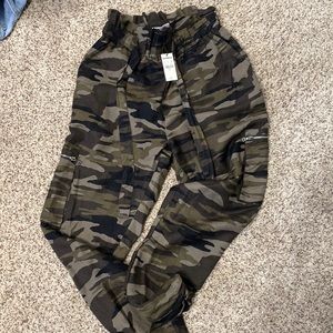 Express camo paperbag waist pants